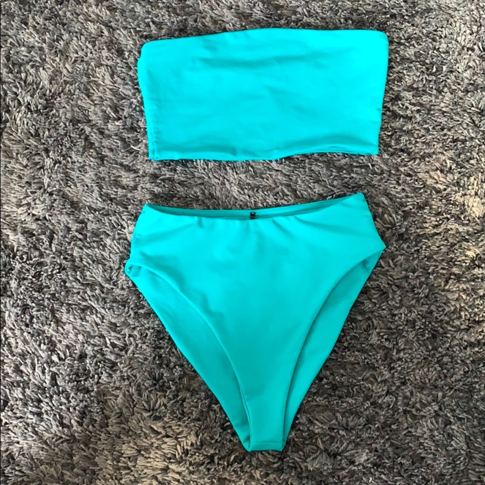 FN bikini